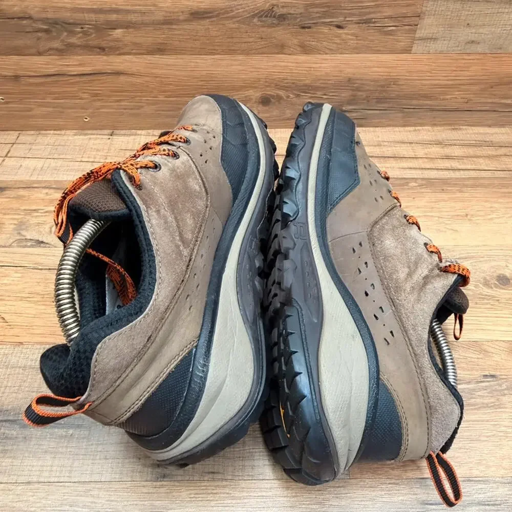 Hoka One one Tor Summit Size 9.5 WP Waterproof Hiking eVent Shoes